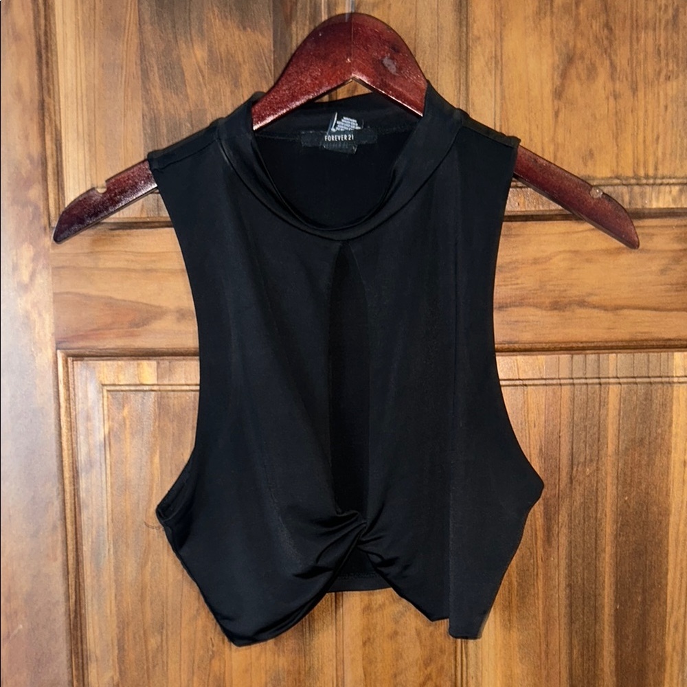 Forever 21 Black Sleeveless Crop Tie Front Top